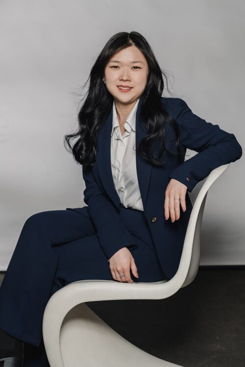 Eva Chen